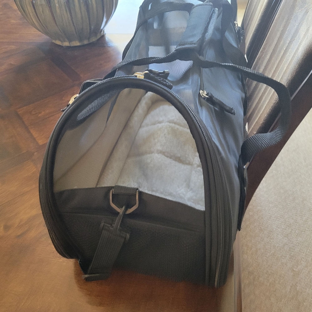 Cat Or Small Dog Carring Case